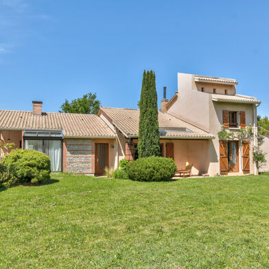 Maison 5 pièces 559900 €