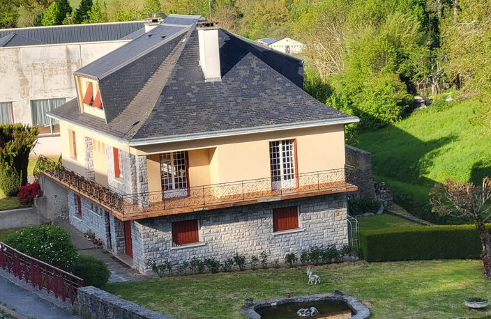 MAISON - 195m2 - SALLES-CURAN — photo 2