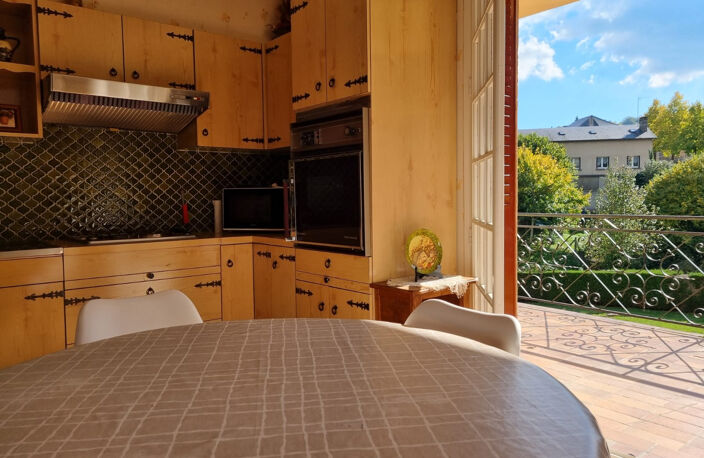 MAISON - 195m2 - SALLES-CURAN — photo 4