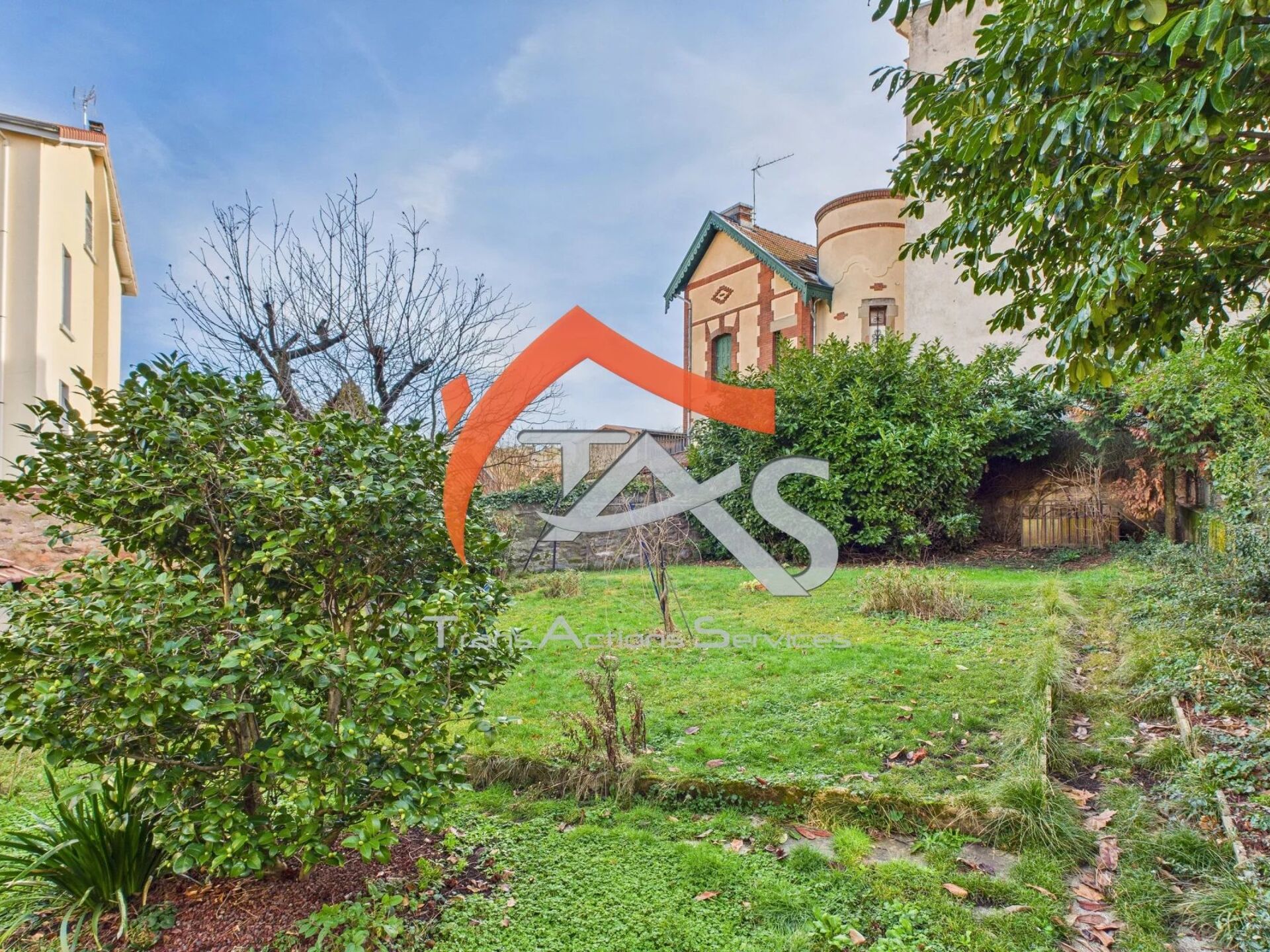 Maison 7 pièces 166 m² · à Saint-Chamond · 166 m² · 249 000 €