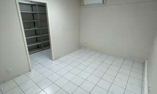 Bureau  17 m² à louer à Baie-Mahault (97122)