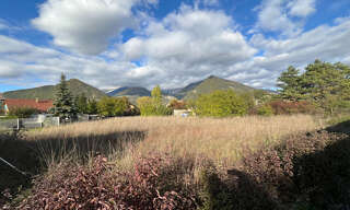 Terrain  1304 m² à vendre à Montmaur (05400)