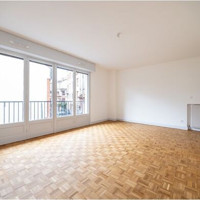 Appartement 5 pièces 1500 €