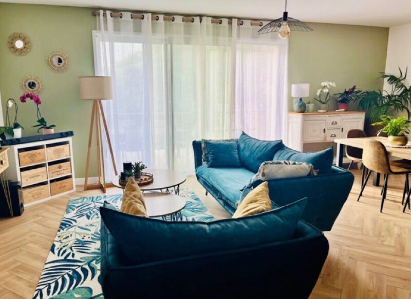 Villa / Maison  T4 à vendre Yves 17340