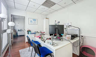 Bureau 10 Pièces 210 m² à vendre à Nice (06000)