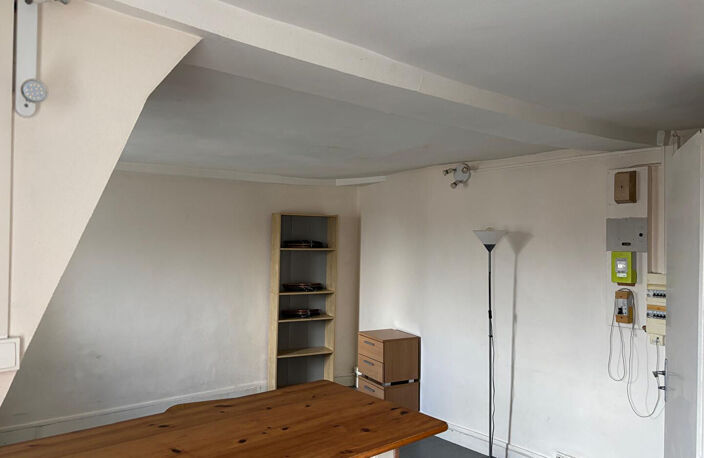 APPARTEMENT STUDIO NANTES CENTRE VILLE — photo 4