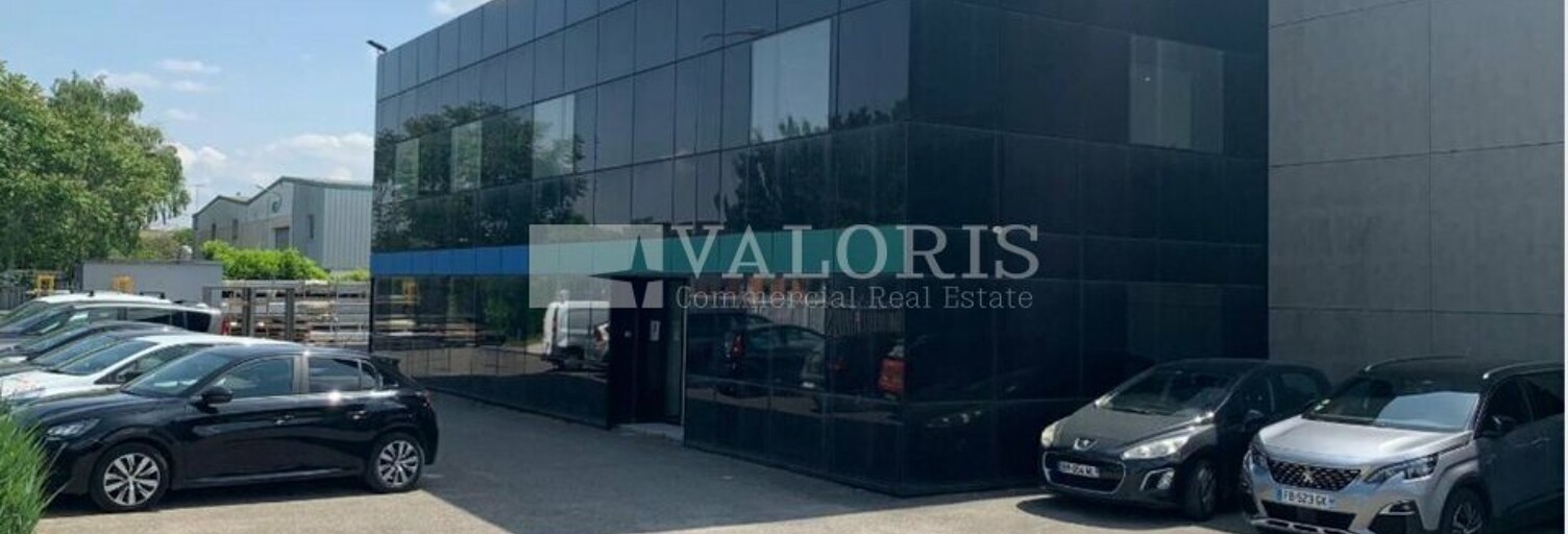 Commerce  2750 m² à louer à Vaulx-en-Velin (69120)