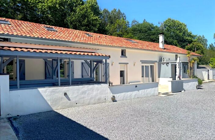 MAISON FAMILIALE DE CARACTÈRE – BEAUX VOLUMES – TERRAIN 2 561 m² — photo 4