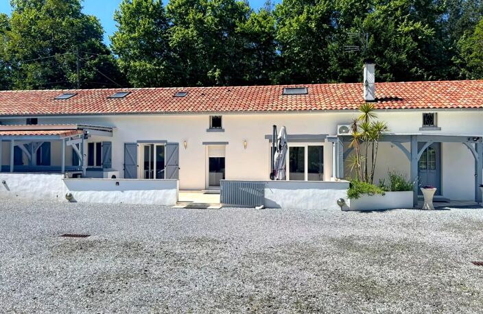 MAISON FAMILIALE DE CARACTÈRE – BEAUX VOLUMES – TERRAIN 2 561 m² — photo 5