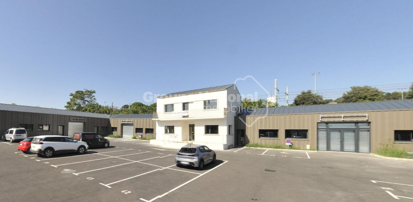 Local commercial  à louer Nîmes 30900