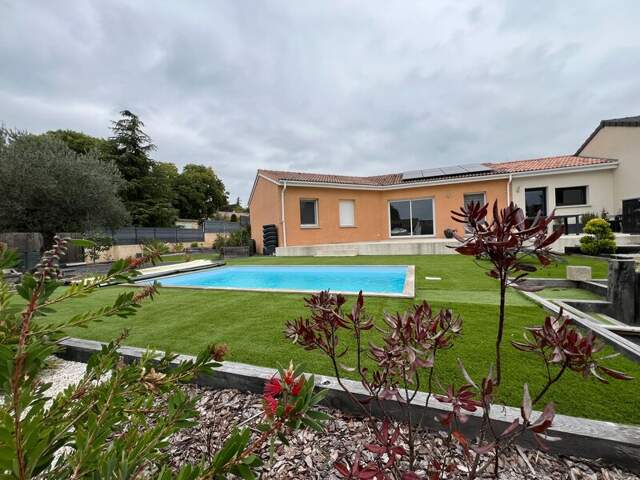 Maison 6 P+C — photo du bien