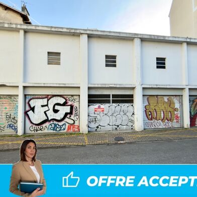 Garage  25000 €