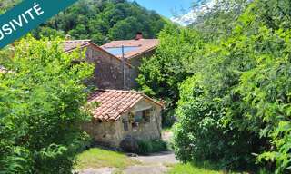 Maison 12 Pièces 300 m² à vendre à Saint-Laurent-de-Cerdans (66260)