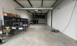 Commerce  731 m² à louer à Tours (37100)