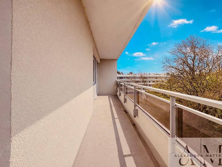 Appartement 4 pièces  101 m²  Dernier étage avec ascenseur  Résidence avec parc  10 minutes à pied du centre de Caudéran — photo 1