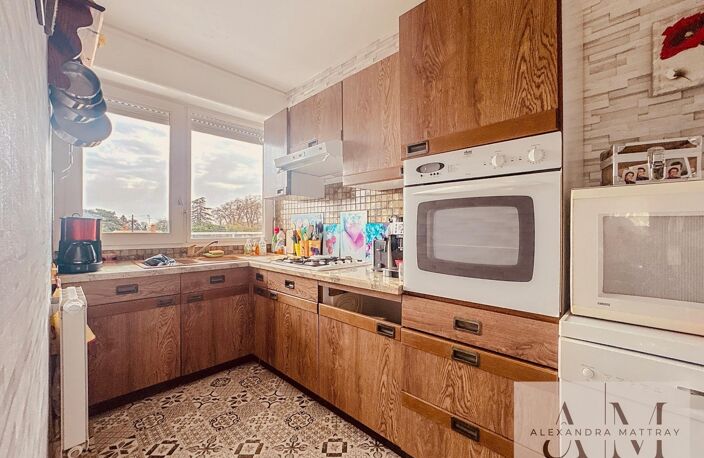 Appartement 4 pièces  101 m²  Dernier étage avec ascenseur  Résidence avec parc  10 minutes à pied du centre de Caudéran — photo 4