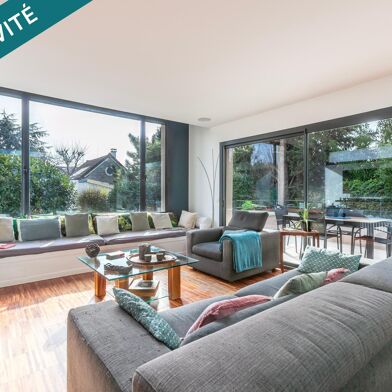 Maison 10 pièces 1375000 €