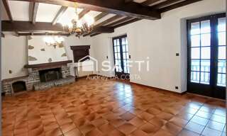 Appartement 4 Pièces 122 m² à vendre à Oloron-Sainte-Marie (64400)