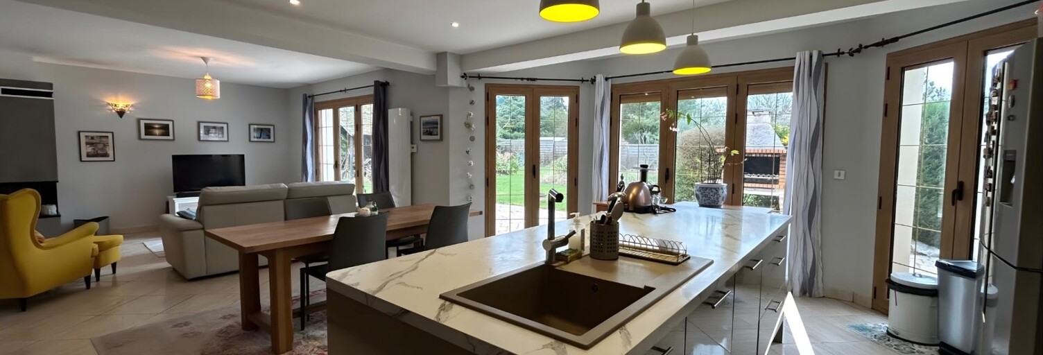 Maison 4 Pièces 142 m² à vendre à Montfort-l'Amaury (78490)