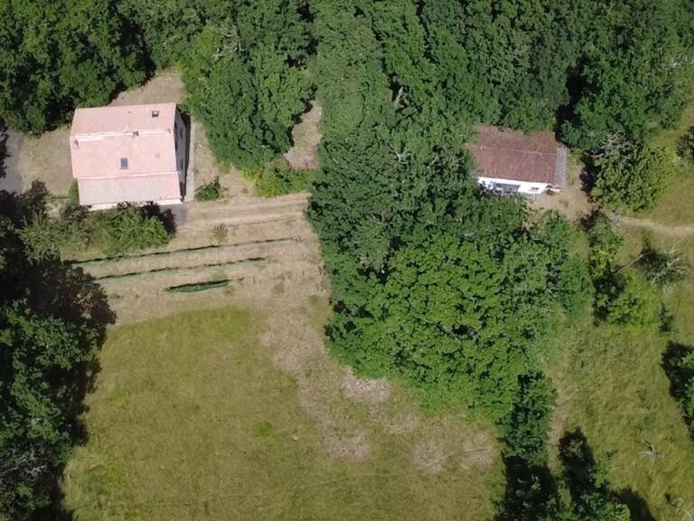 Propriété rare à vendre — photo 1