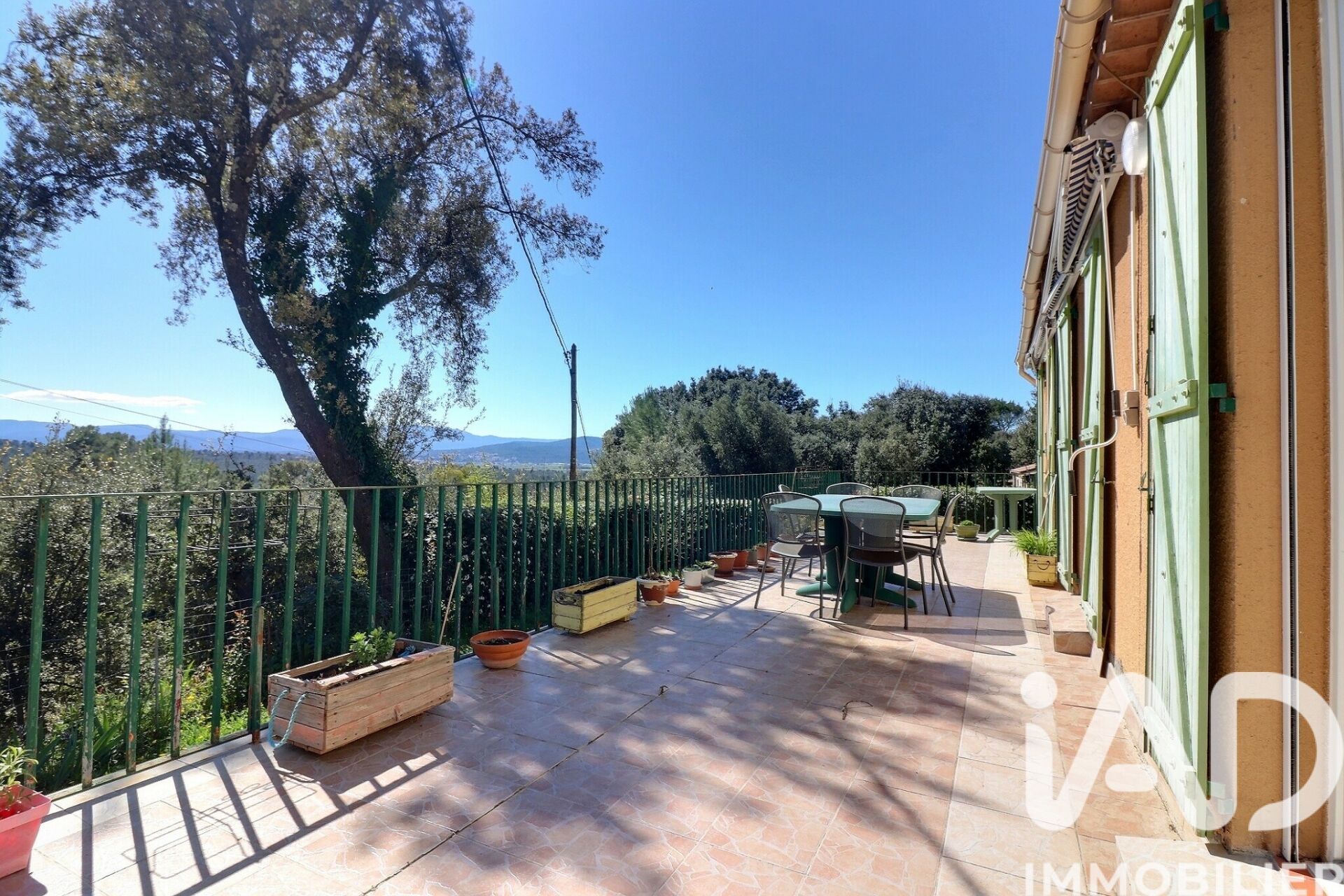 Seillons-Source-D-Argens - 90m² - 3p. - 2ch.