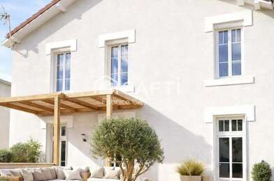 Maison 6 pièces 299500 €