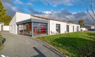 Maison 5 Pièces 153 m² à vendre à Courcelles (17400)