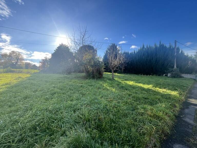 Terrain à bâtir de 0 pièces principales — photo 1