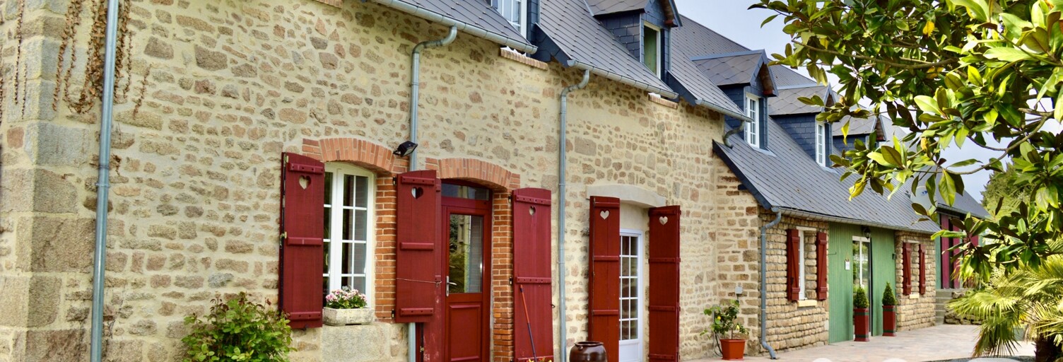 Maison 16 Pièces 308 m² à vendre à Isigny-le-Buat (50540)