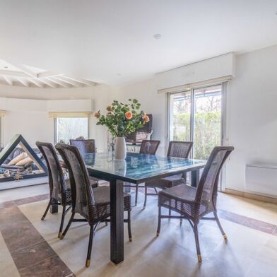 Maison 4 pièces 539552 €