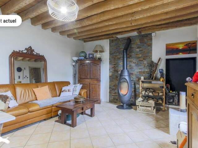 Maison en pierre de 3 pièces principales — photo du bien
