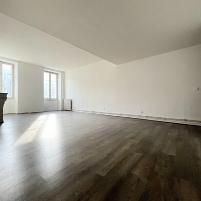 Appartement 4 pièces 389610 €