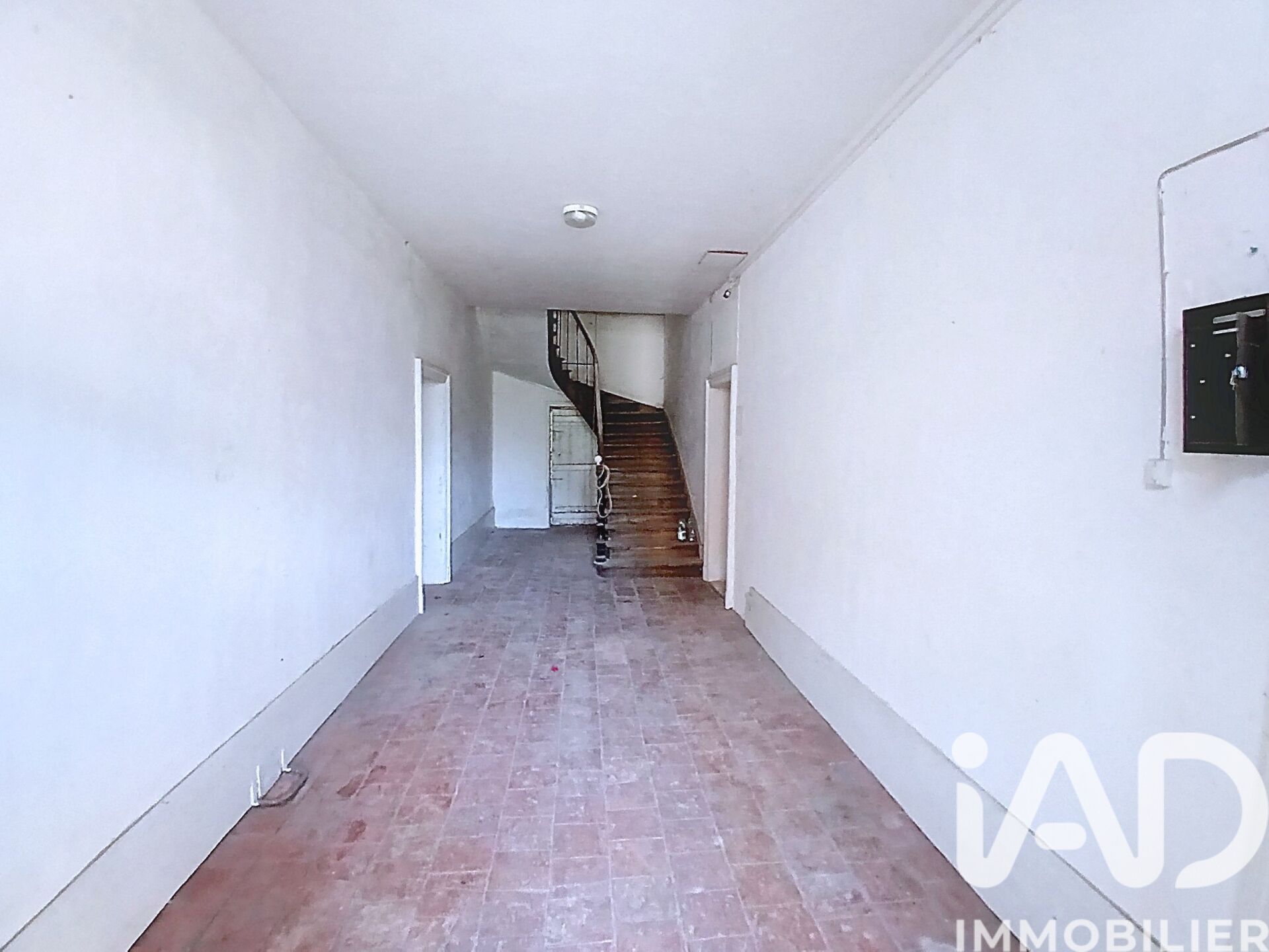 Vente Immeuble 380 m² - Photo 2