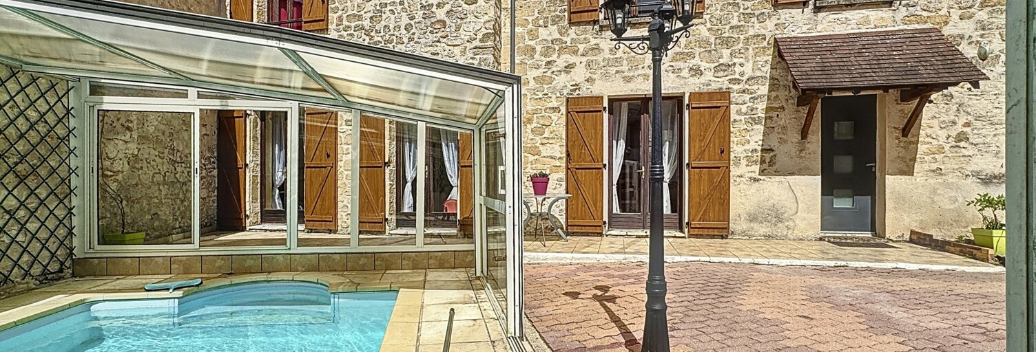 Maison 9 Pièces 246 m² à vendre à Marines (95640)