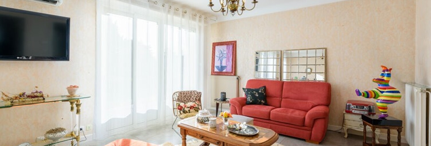 Maison 6 Pièces 113 m² à vendre à Saint-Pierre-du-Mont (40280)