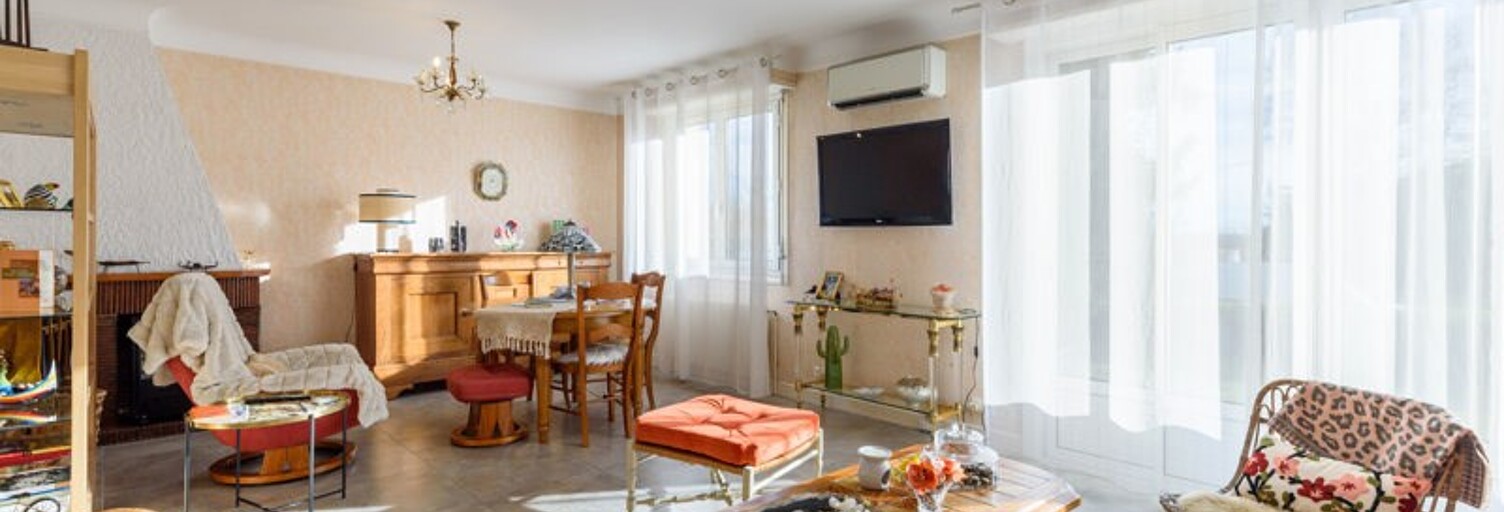 Maison 6 Pièces 113 m² à vendre à Saint-Pierre-du-Mont (40280)