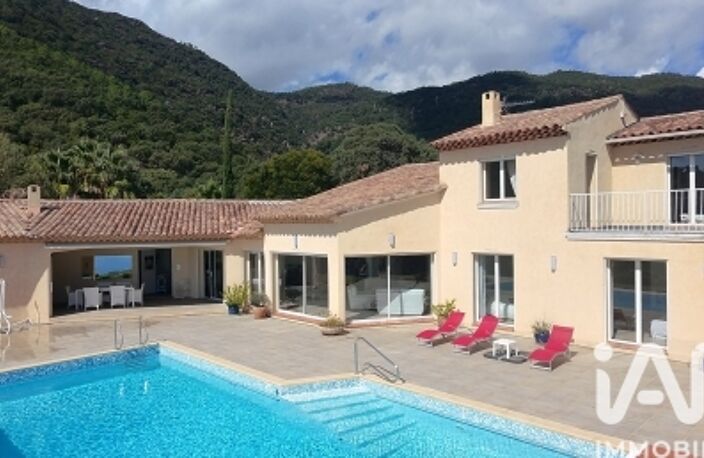 Vente Maison/villa 7 pièces — photo 2