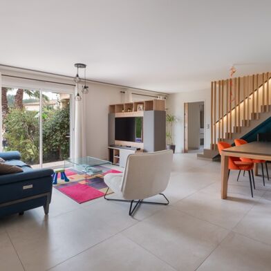 Maison 4 pièces 650000 €