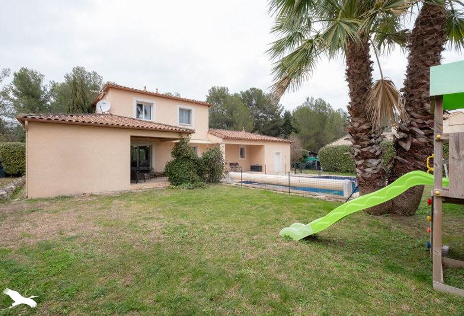 Villa de 4 pièces principales — photo 1