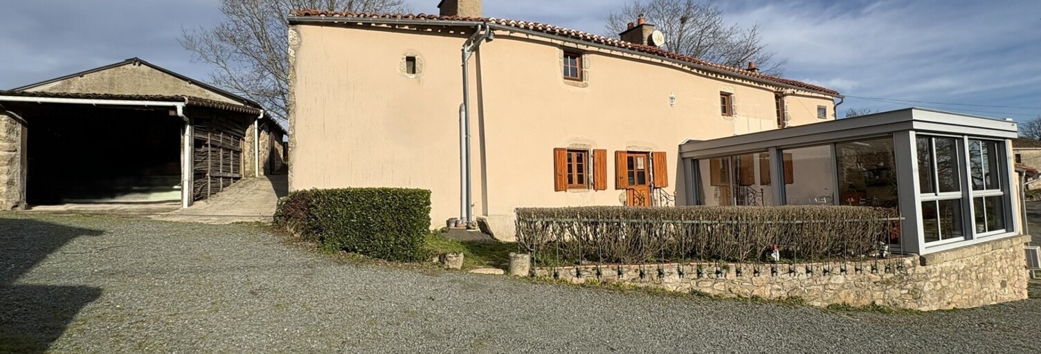 Maison 4 Pièces 190 m² à vendre à Saint-Aubin-le-Cloud (79450)