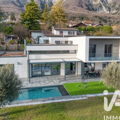 Maison 6 pièces 1595000 €