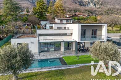 Maison 6 pièces 1595000 €