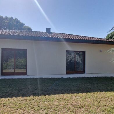 Maison 4 pièces 396000 €