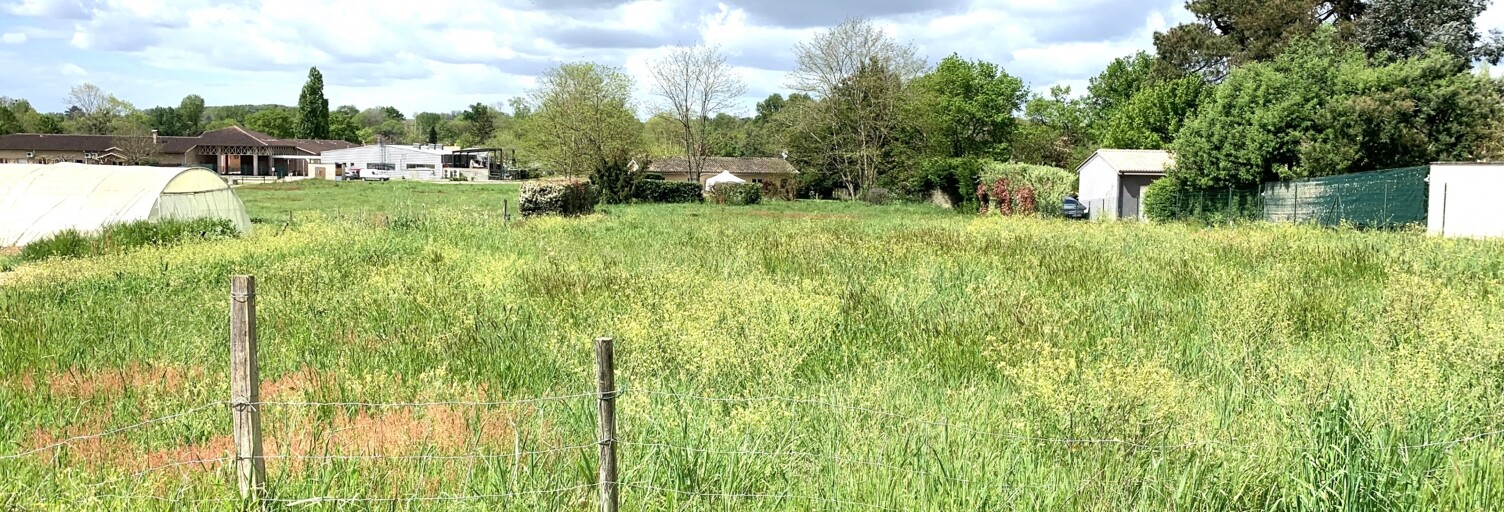 Terrain  1026 m² à vendre à Saint-Denis-de-Pile (33910)