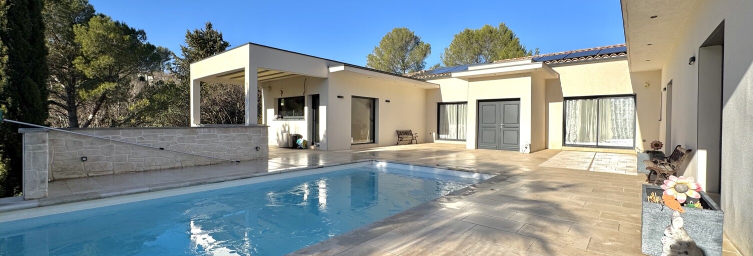 Maison 5 Pièces 229 m² à vendre à Nîmes (30000)