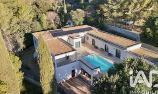 Maison 5 Pièces 221 m² à vendre à Nîmes (30000)