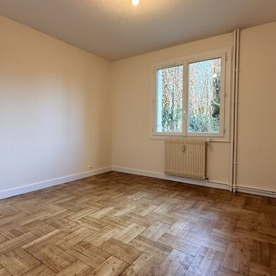 Appartement 2 pièces 74000 €