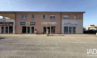 Commerce  100 m² à louer à Robion (84440)