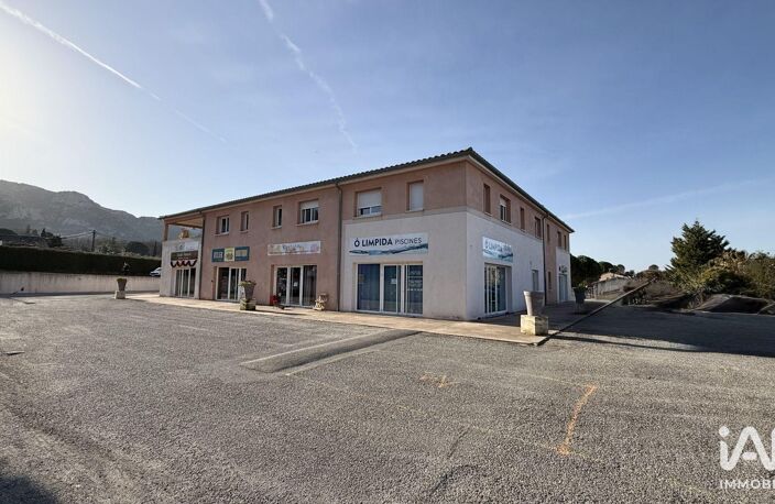 Location Local d'activités 100 m&sup2; — photo 2