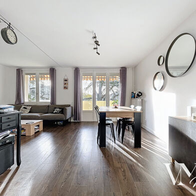 Appartement 3 pièces 240000 €